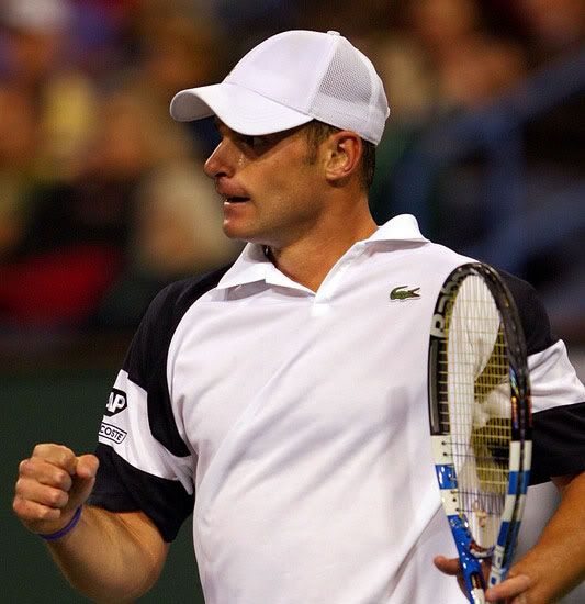 andy roddick shirtless 2009. Andy Roddick led three