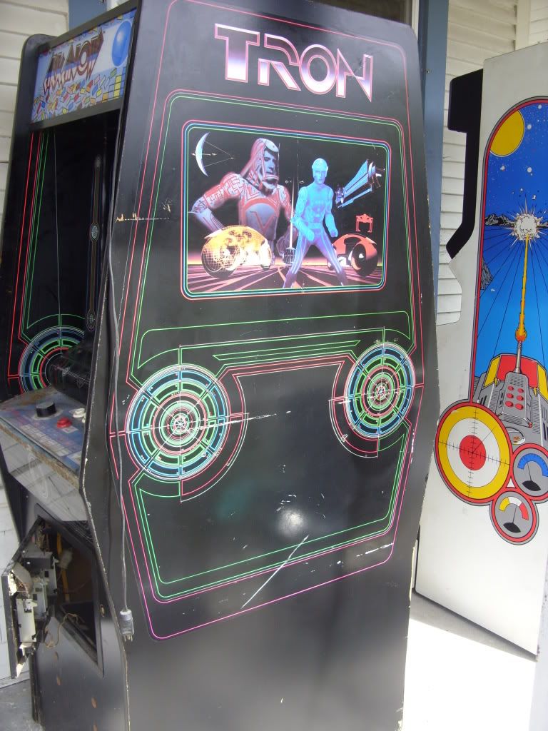 tron73.jpg