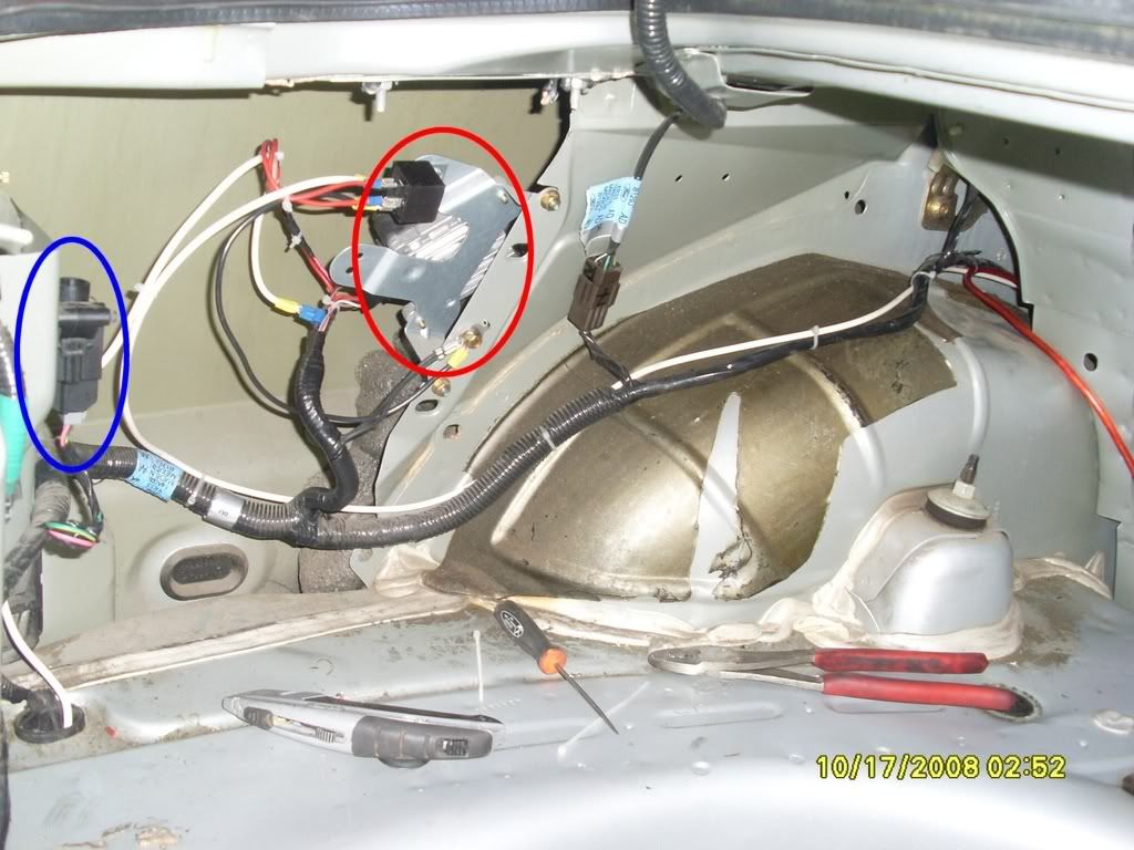 1993 Ford mustang fuel pump relay location #9